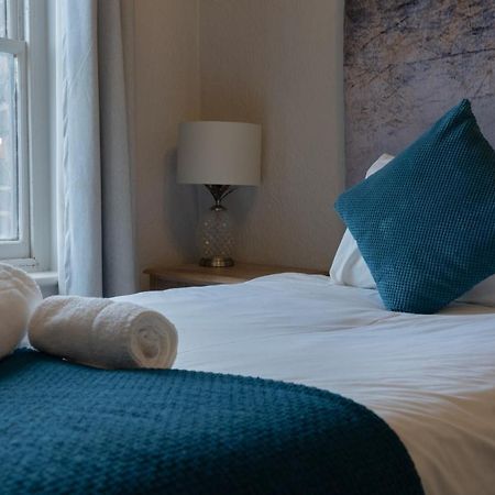 The Royal Hotel Crewe, A Brilliant Collection, Powered By Oyo Eksteriør billede