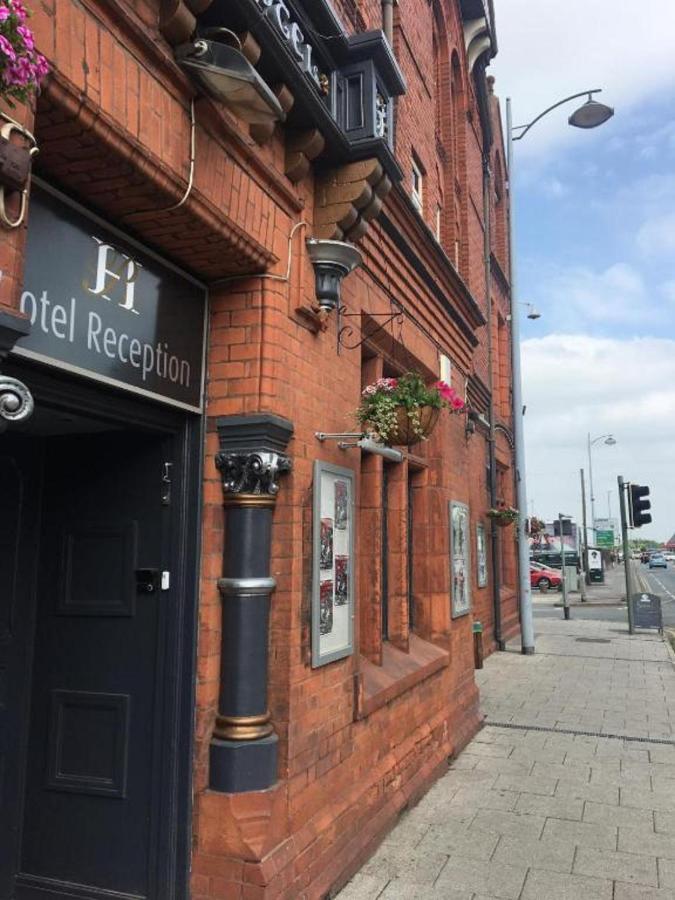 The Royal Hotel Crewe, A Brilliant Collection, Powered By Oyo Eksteriør billede