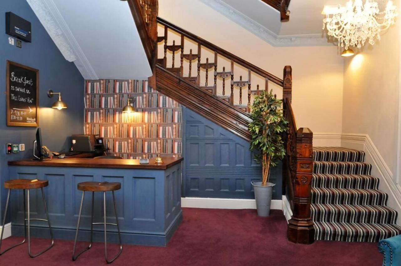 The Royal Hotel Crewe, A Brilliant Collection, Powered By Oyo Eksteriør billede