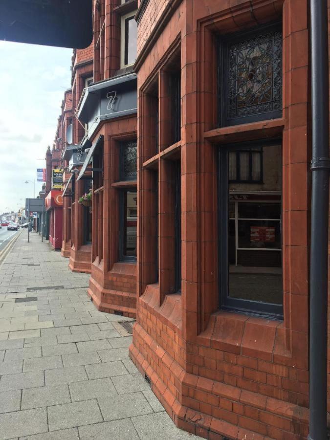 The Royal Hotel Crewe, A Brilliant Collection, Powered By Oyo Eksteriør billede