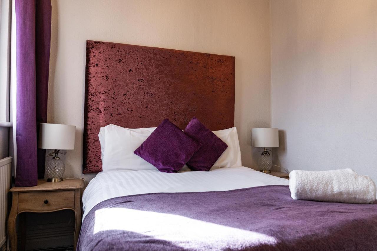 The Royal Hotel Crewe, A Brilliant Collection, Powered By Oyo Eksteriør billede