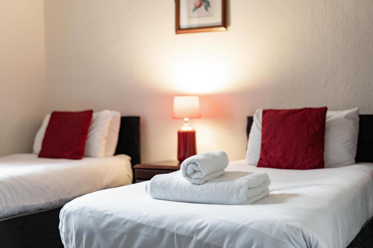 The Royal Hotel Crewe, A Brilliant Collection, Powered By Oyo Eksteriør billede