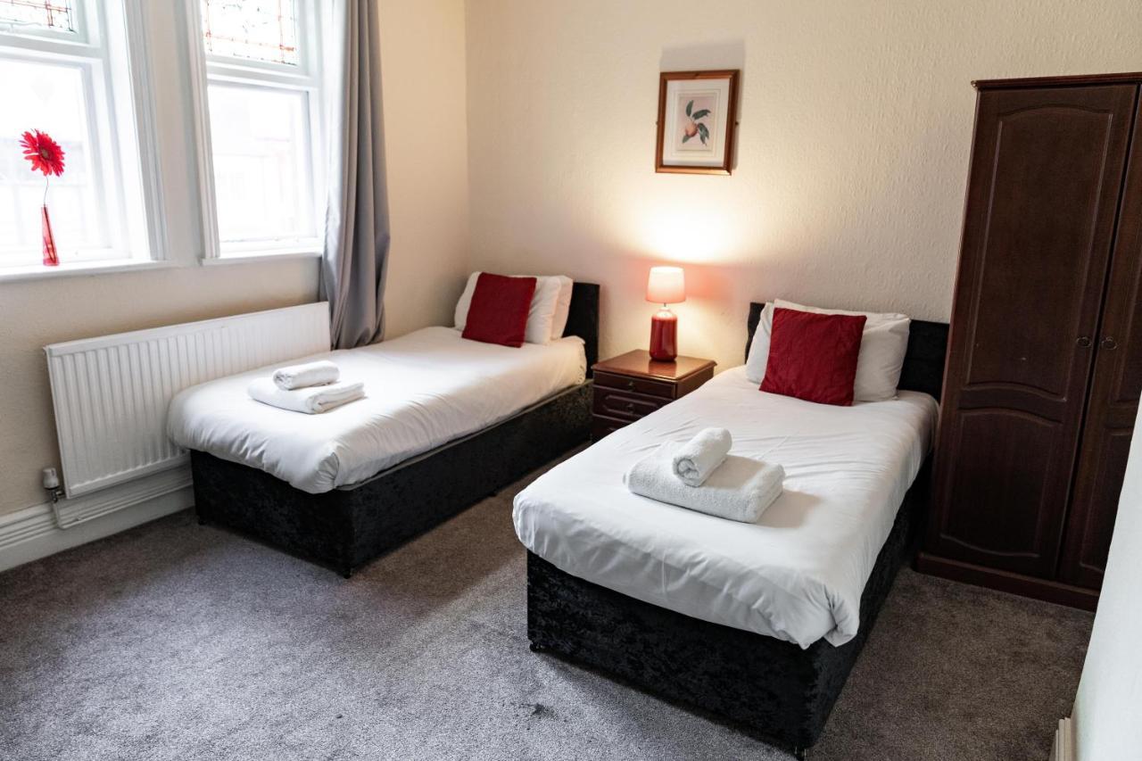 The Royal Hotel Crewe, A Brilliant Collection, Powered By Oyo Eksteriør billede